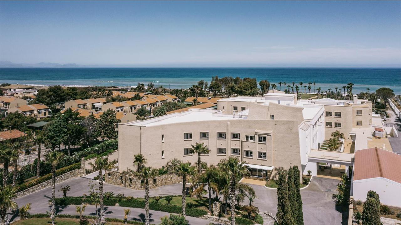 Mangia'S Himera Resort Campofelice Di Roccella Εξωτερικό φωτογραφία