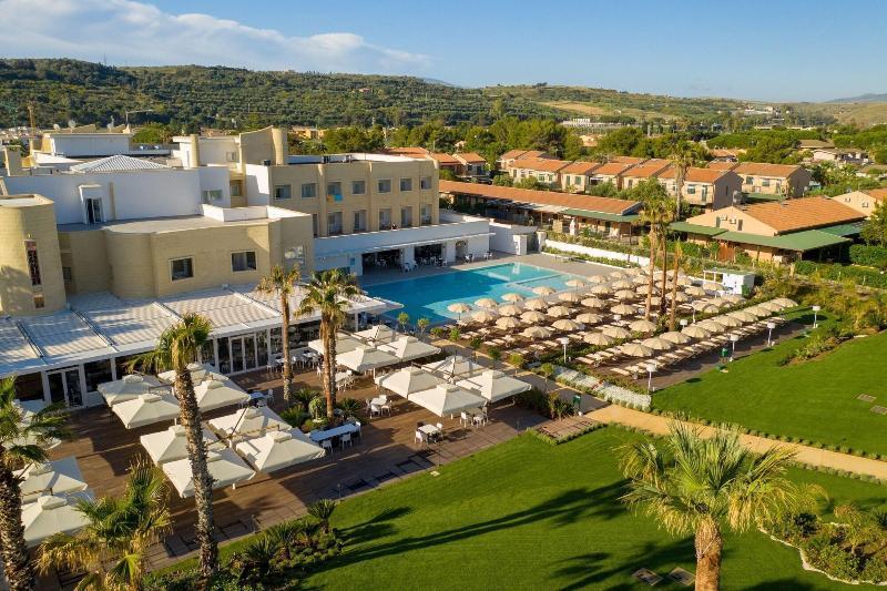 Mangia'S Himera Resort Campofelice Di Roccella Εξωτερικό φωτογραφία