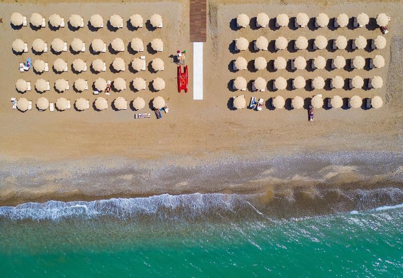 Mangia'S Himera Resort Campofelice Di Roccella Εξωτερικό φωτογραφία