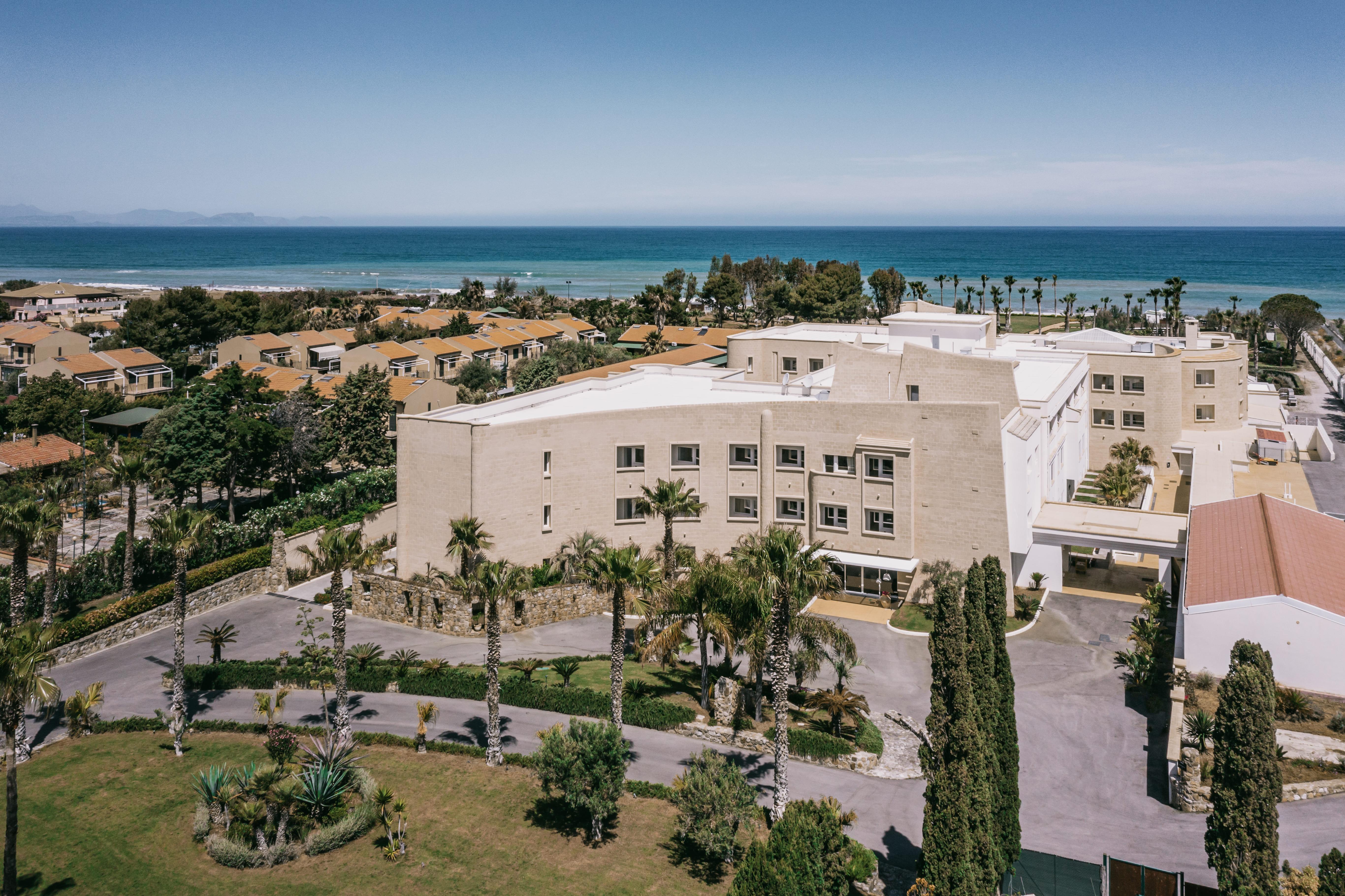 Mangia'S Himera Resort Campofelice Di Roccella Εξωτερικό φωτογραφία