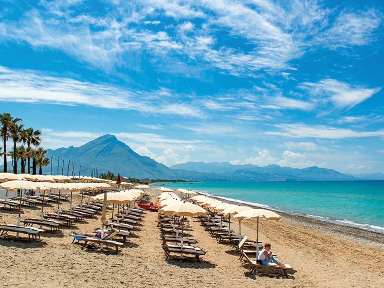 Mangia'S Himera Resort Campofelice Di Roccella Εξωτερικό φωτογραφία